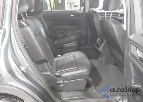 2020 Volkswagen Atlas 3.6L V6 Se/3.6L V6 Se W/Technology R-Line из США, поврежденный, VIN 1V2LR2CA9LC505054